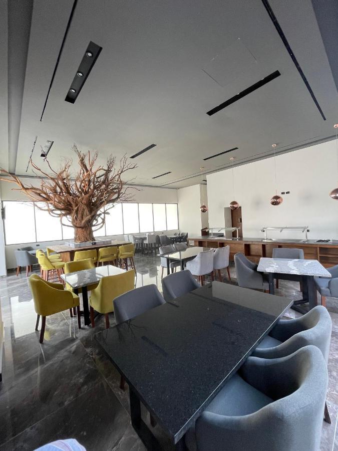 Gumont Guadalajara Lopez Mateos - Minerva Hotel Eksteriør billede