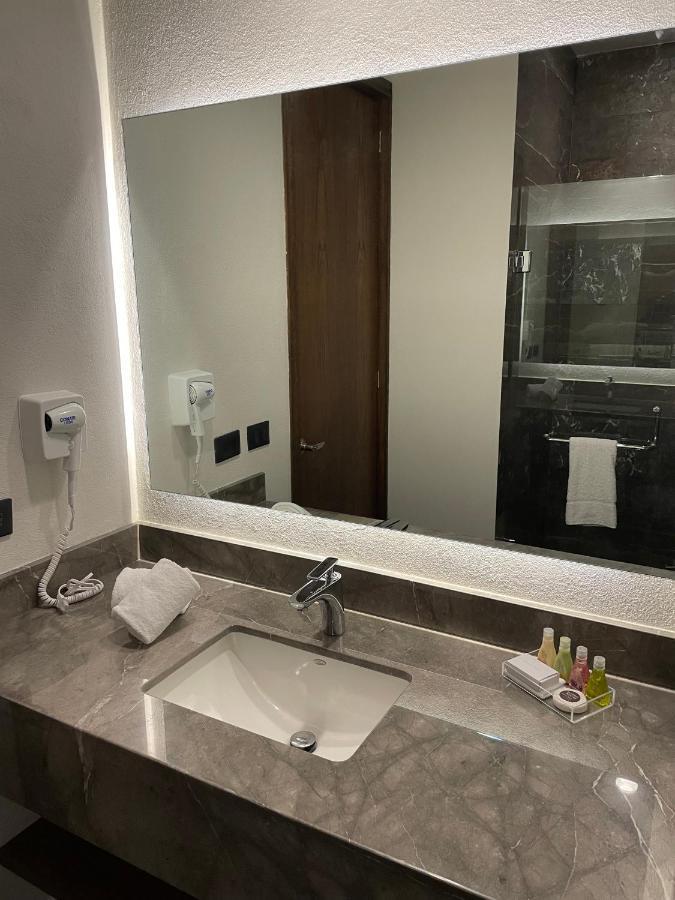 Gumont Guadalajara Lopez Mateos - Minerva Hotel Eksteriør billede